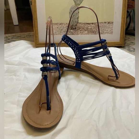 Madden Girl Shoes - Madden Girl size 8 blue rhinestone T strap flat thrill sandals